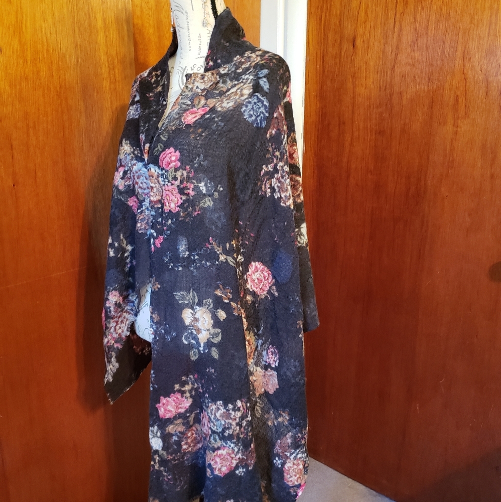 Beautiful vintage shawl